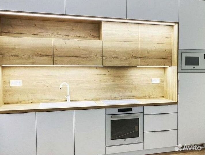 Кухня под потолок под ключ