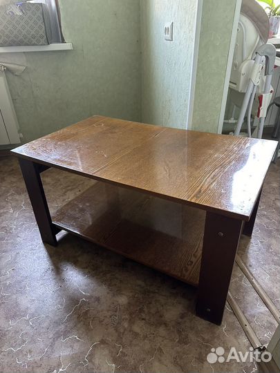 Журнальный столик бу дерево