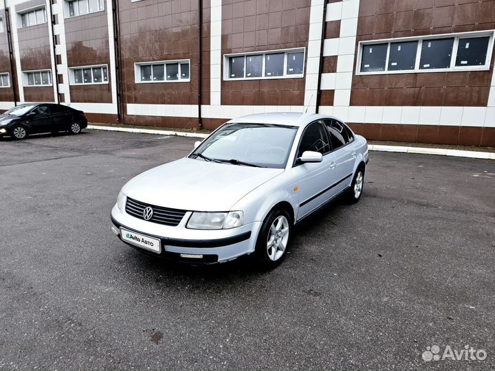 Volkswagen Passat 1.8 МТ, 1997, 220 000 км