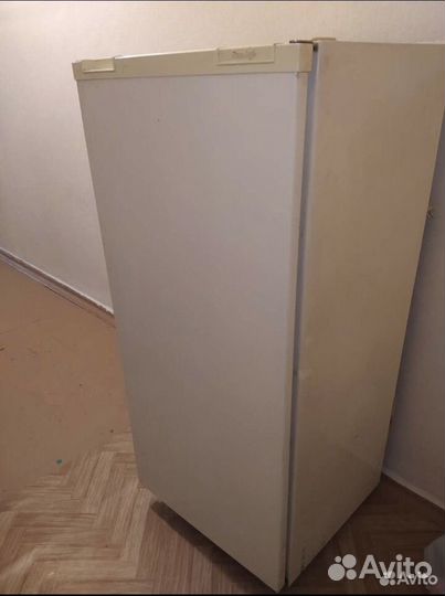Холодильник бу в рабочем состоянии