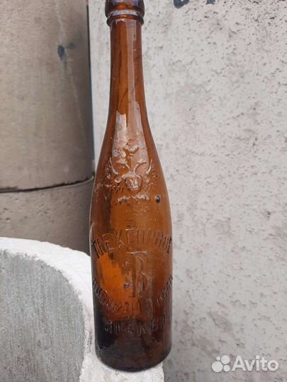 Старинная пивная бутылка
