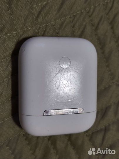 Продам Apple Earpods первого поколения. Оригинал