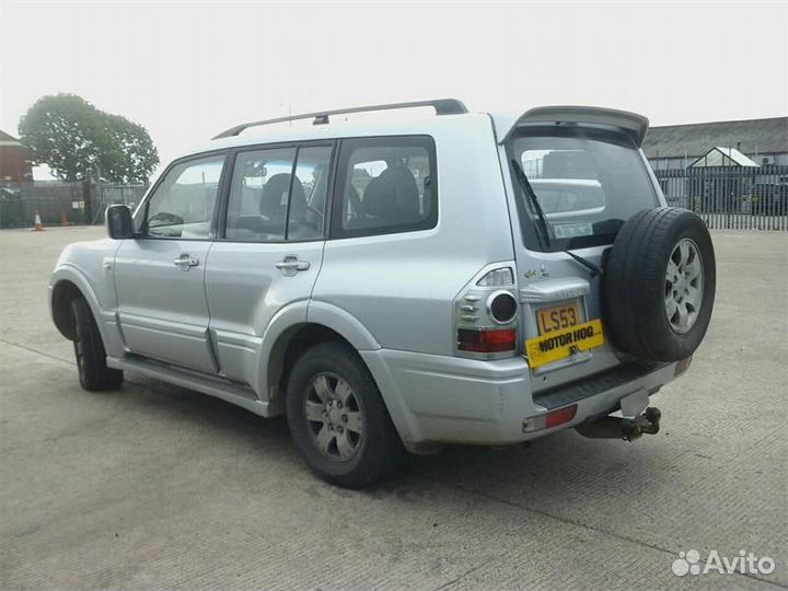 Разбор на запчасти Mitsubishi Pajero / Montero 200