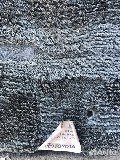 Автомобильные коврики Toyota Runx