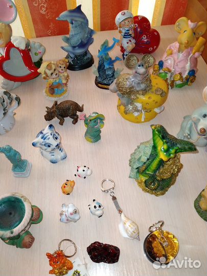 Фигурки / статуэтки фарфоровые