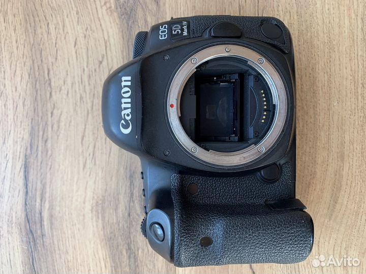 Зеркальный фотоаппарат canon 5d mark 4