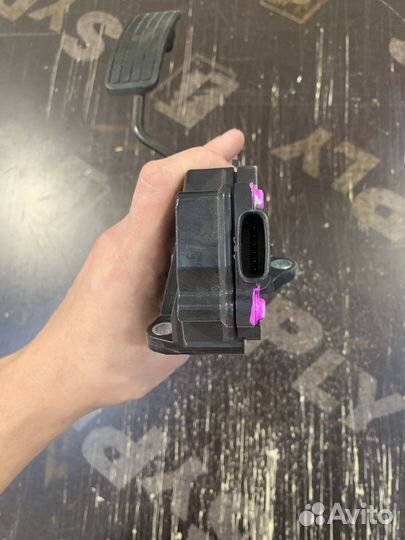 Педаль газа subaru forester