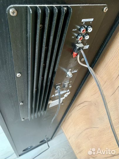 Активные колонки VR