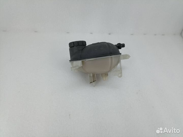 Бачок расширительный Mercedes-Benz C-Класс