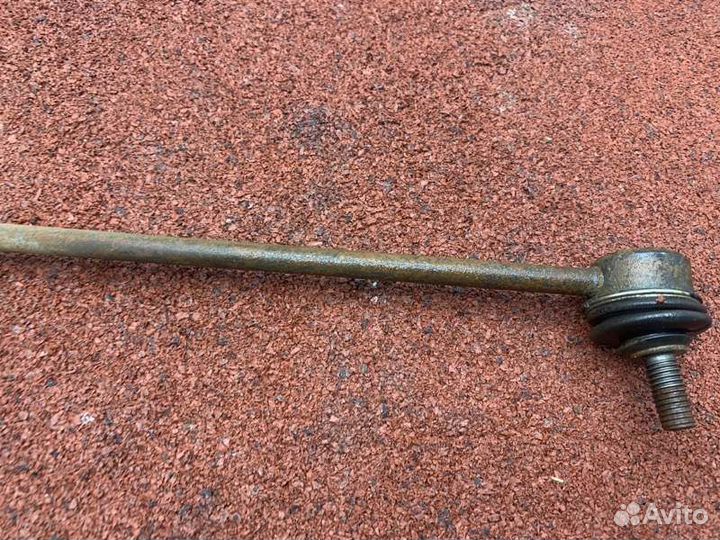 Стойки стабилизатора Skoda Rapid седан cwva 1.6