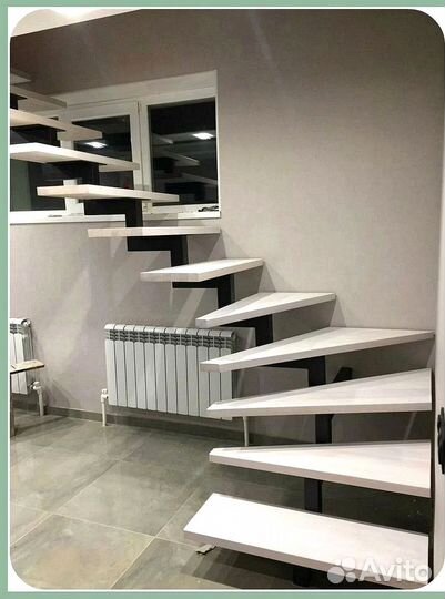 Лестница на второй этаж