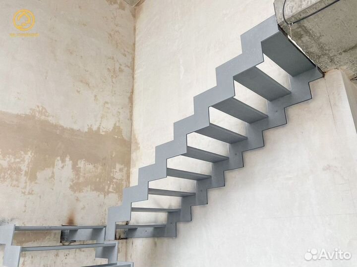 Лестница в дом, коттедж