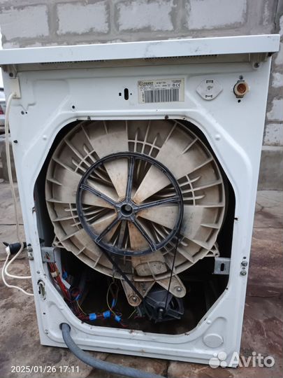 Стиральная машина indesit