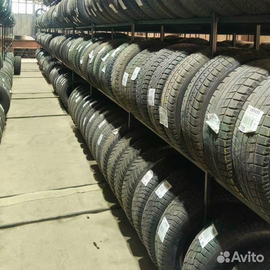 Kumho Ice Power KW21 215/60 R16 95Q