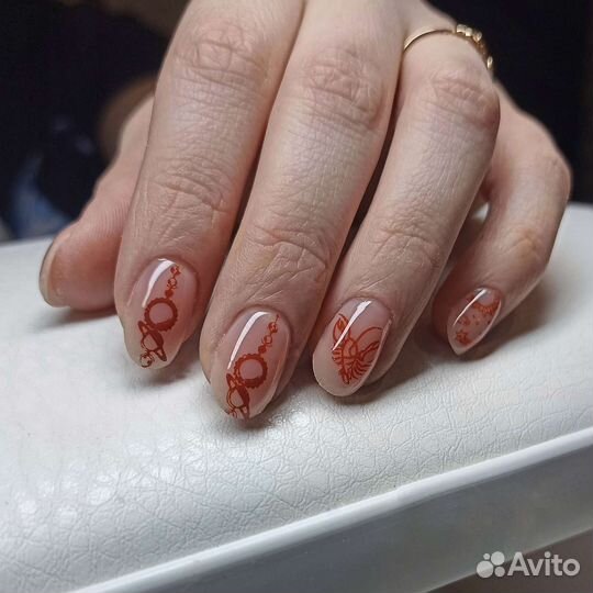 Маникюр с покрытием гель-лак