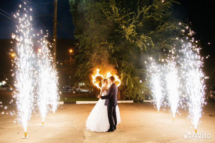 Фонтаны пиротехнические, тяжёлый дым, спецэффекты