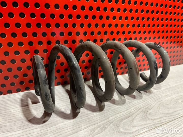 Пружина задняя Lexus Nx 300H Z10 2021