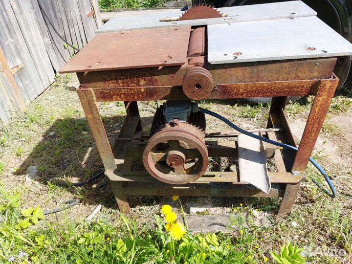 Деревообрабатывающий станок