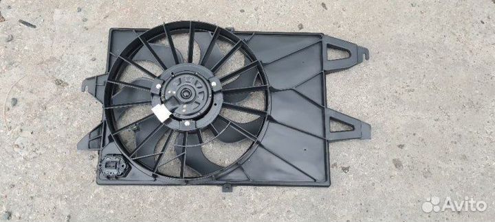 Диффузор вентилятора радиатора охлаждения в сборе