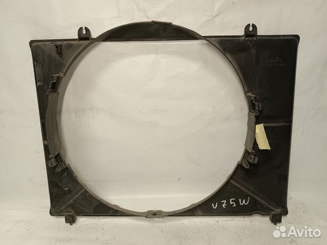 Диффузор радиатора охлаждения Mitsubishi Pajero 3