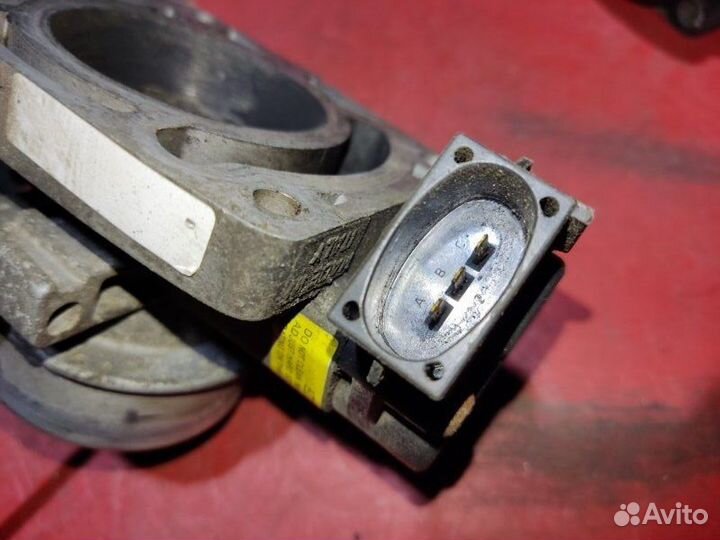 Заслонка дроссельная Ford Mondeo 2 лифтбек 1.8I