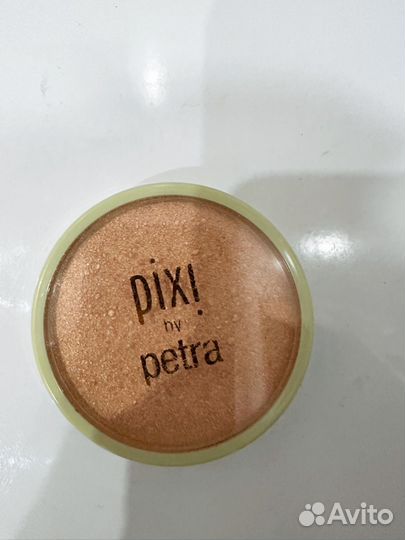 Пудра-хайлайтер pixi Glow-y Powder