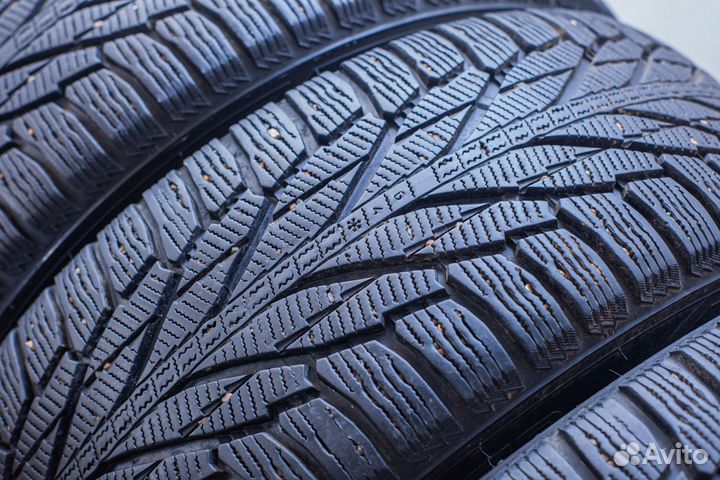 Nokian Tyres Hakkapeliitta R2 SUV 225/60 R17 103R