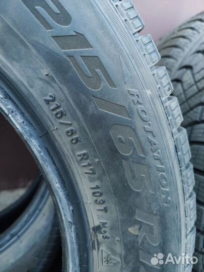 Pirelli Ice Zero FR 215/65 R17 103T