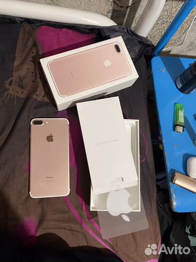 Телефон iPhone 7 plus