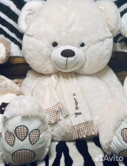 Плюшевый медведь