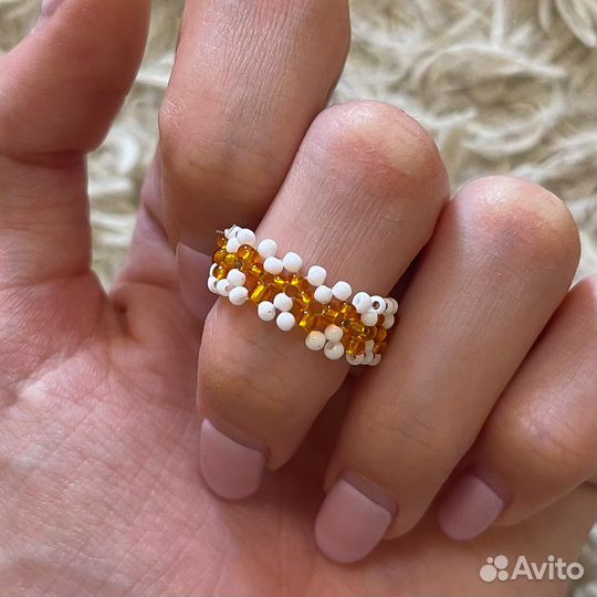 Кольцо из бисера