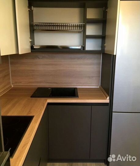 Кухонный гарнитур угловой в потолок на заказ