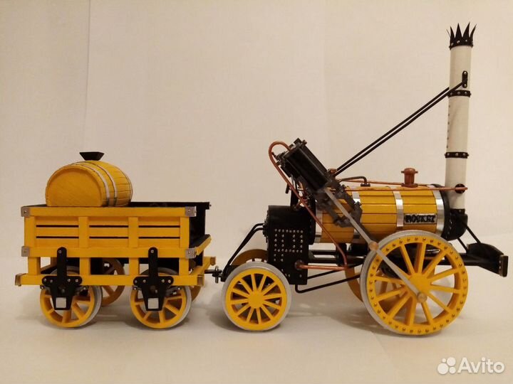 Стендовая модель паровоза