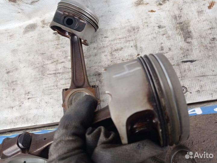 Поршень+шатун 1.8 Citroen Berlingo LFX цена 2шт