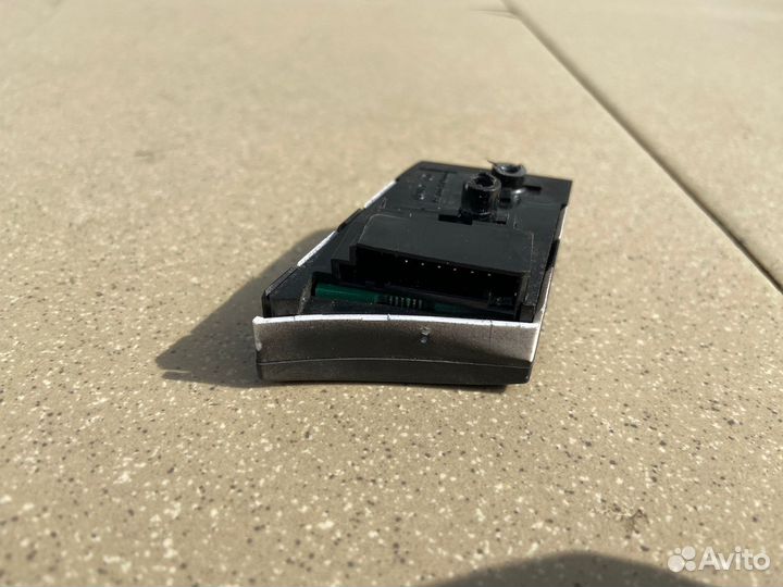 Кнопка в руль левая Kia cerato 2