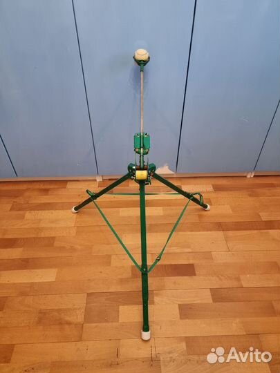 Тренажер для большого тенниса