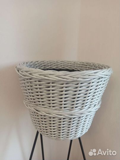 Кашпо горшок для цветов