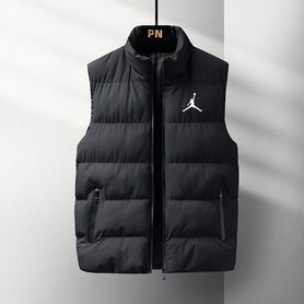 Жилетка Jordan (S/Xl )