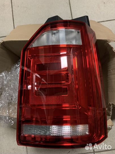 Фонарь задний правый Volkswagen T6 VW