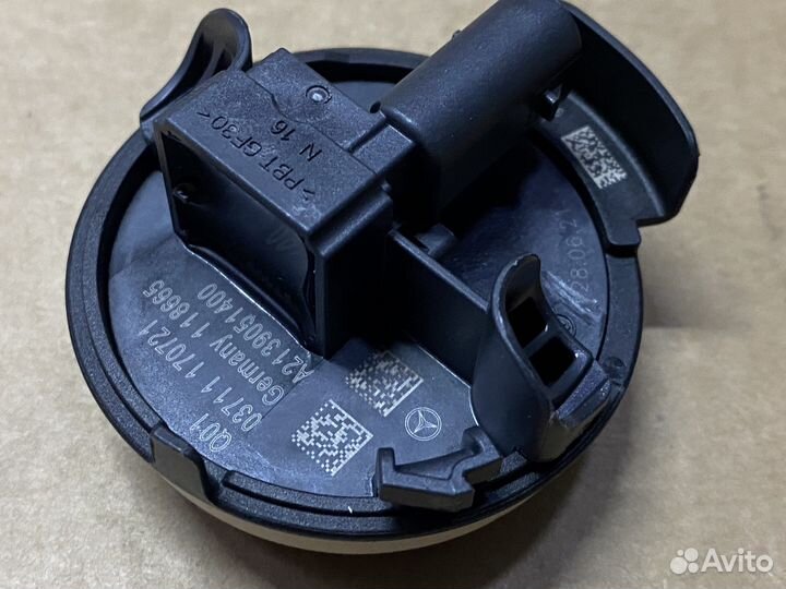 Датчик удара Mercedes W213