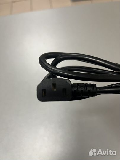 Кабель для компьютера