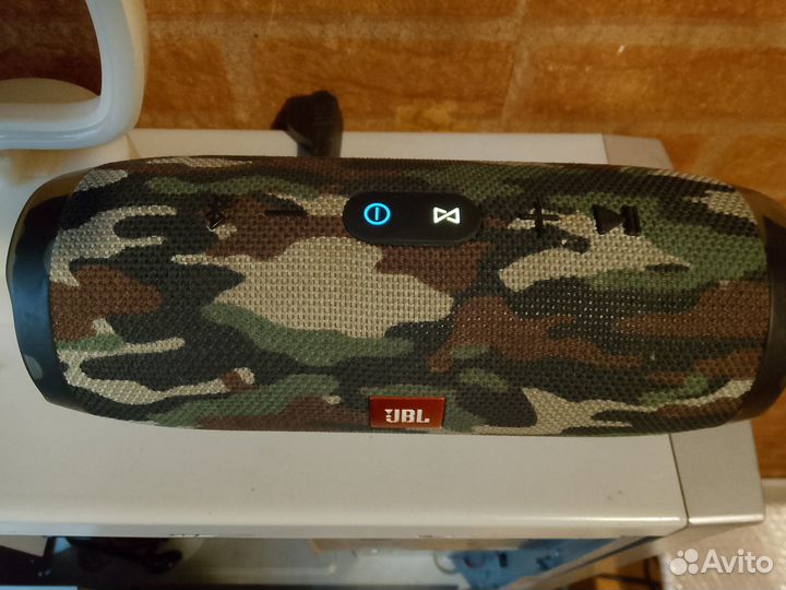 Колонка JBL Charge 3