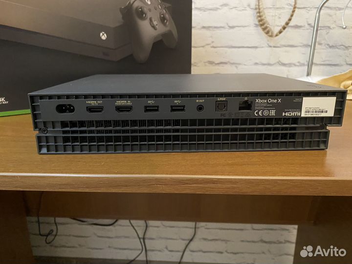 Xbox One X Gold Rush