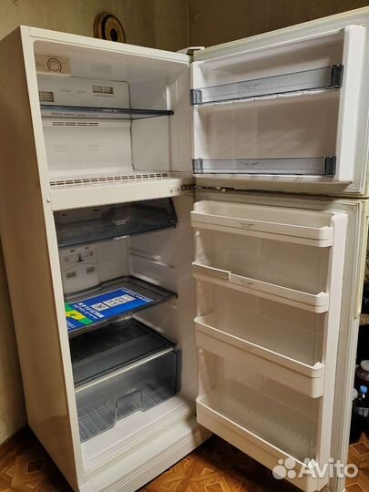 Холодильник бу supra