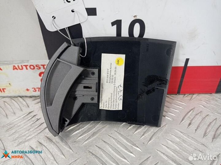 Кнопка парктроника Volkswagen Phaeton 2002