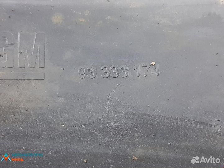 Защита арок передняя правая (подкрылок) Opel