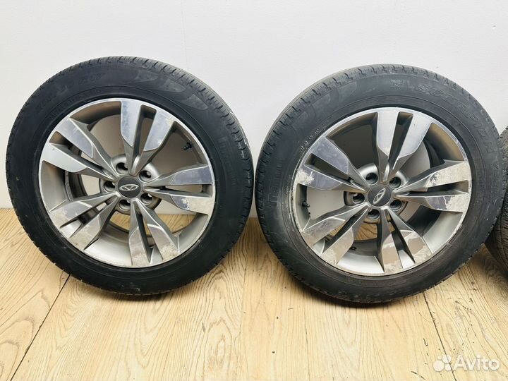 R17 Pirelli Scorpion Verde 215/60, PCD 5x114.3 DIA 60.1