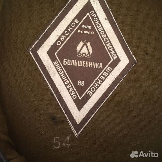 Фуражки разные