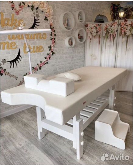 Кушетка косметологическая, для наращивания ресниц