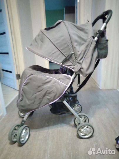 Прогулочная коляска